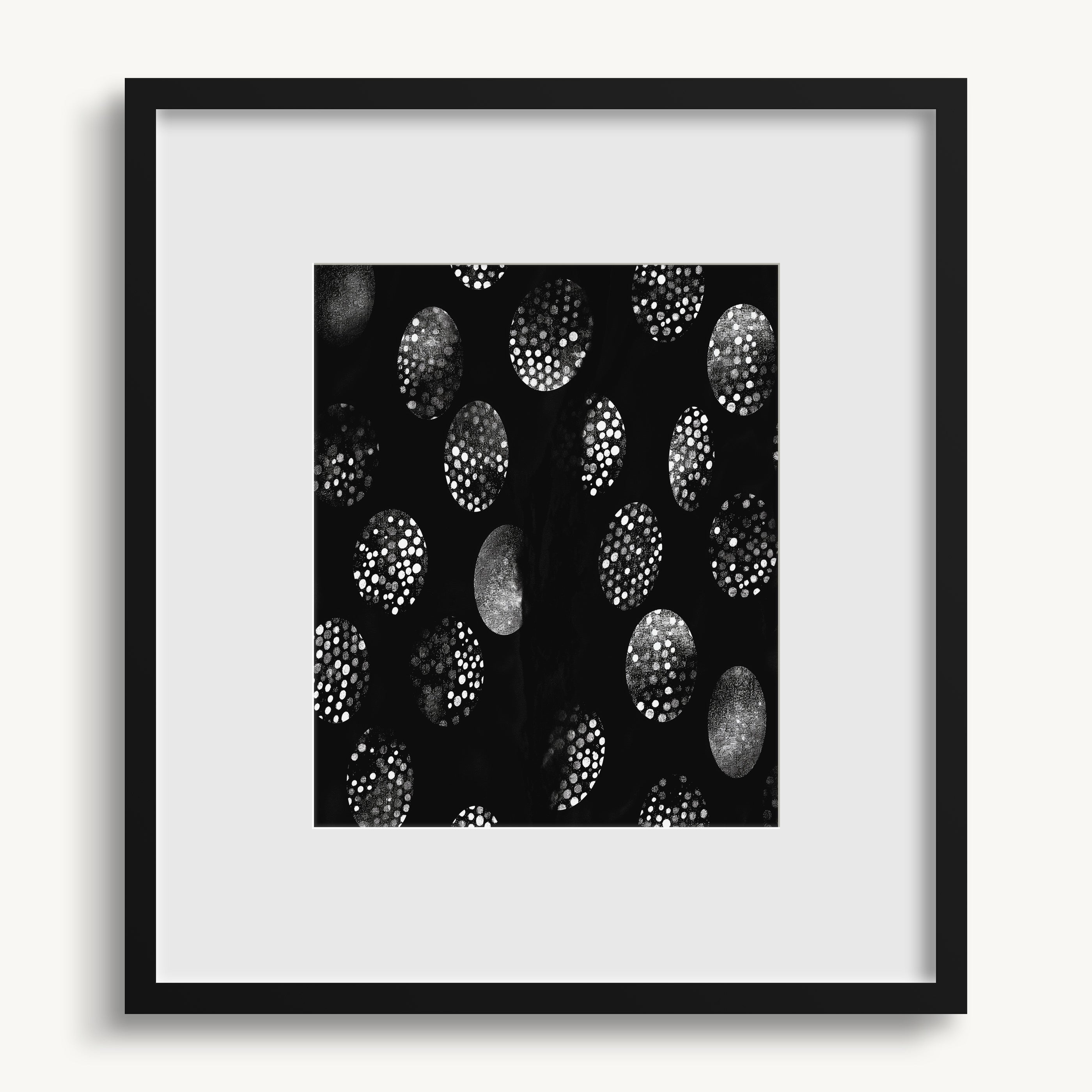 Black and White Oval Pattern WALL ART